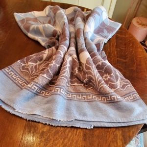 Lake house throw